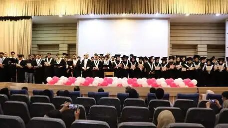 آیین دانش آموختگی 154 دانشجوی دانشکده علوم تغذیه و پیراپزشکی برگزار شد