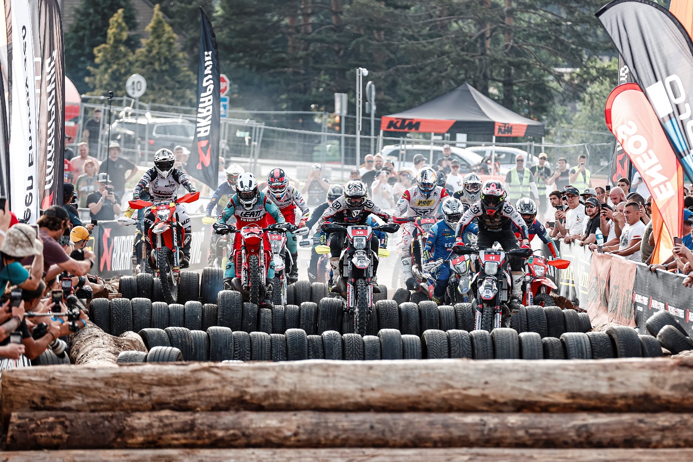 کسب مقام اول در بخش "سوپر اندرو" مسابقات جهانی اندونزی توسط داریوش باقری