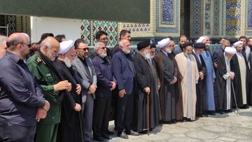 تصاویر چهره‌های سرشناس سپاه در مراسم ترحیم پدر قائم مقام دفتر رهبری؛ از طائب تا سردار سلامی /پزشکیان کنار سیدحسن خمینی نشست