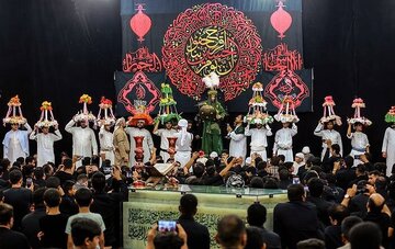 تصاویر | مجالسی شبیه عروسی در شب هشتم محرم در شهرهای عرب نشین خوزستان تصاویر | مجالسی شبیه عروسی در شب هشتم محرم در شهرهای عرب نشین خوزستان
