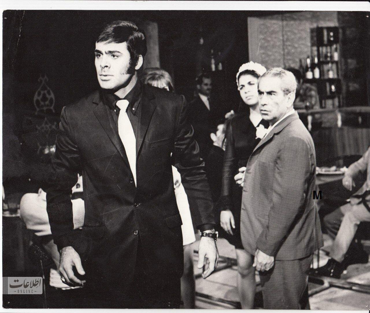 عکسهای دیدهنشده از جمشید هاشمپور ۵۴ سال پیش!