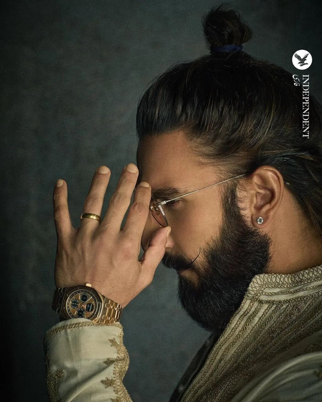 عکس | هدیه فوقلاکچری معروفترین داماد جهان به ساقدوشهایش