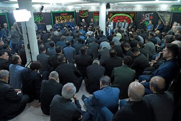برگزاری آخرین روز مراسم عزاداری حضرت عبدالله الحسین(ع) در دفتر روحانی