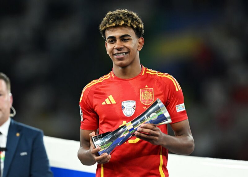 عکس | اسپانیاییها جوایز یورو را تصاحب کردند