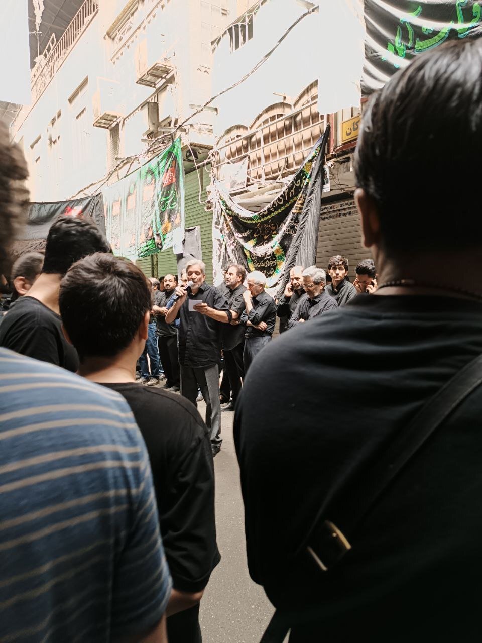 بازاریهای تهران اینطوری در تاسوعای حسینی عزاداری گرفتند/ عکس