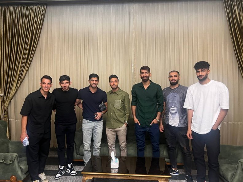 عکس | ستارههای پرسپولیس وارد تبریز شدند