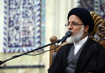 روحانیِ حامی سعید جلیلی: اگر در سال ۶۱ هجری بودیم، امام را یاری می‌کردیم؟ /انسان باید خود را مقصر بداند