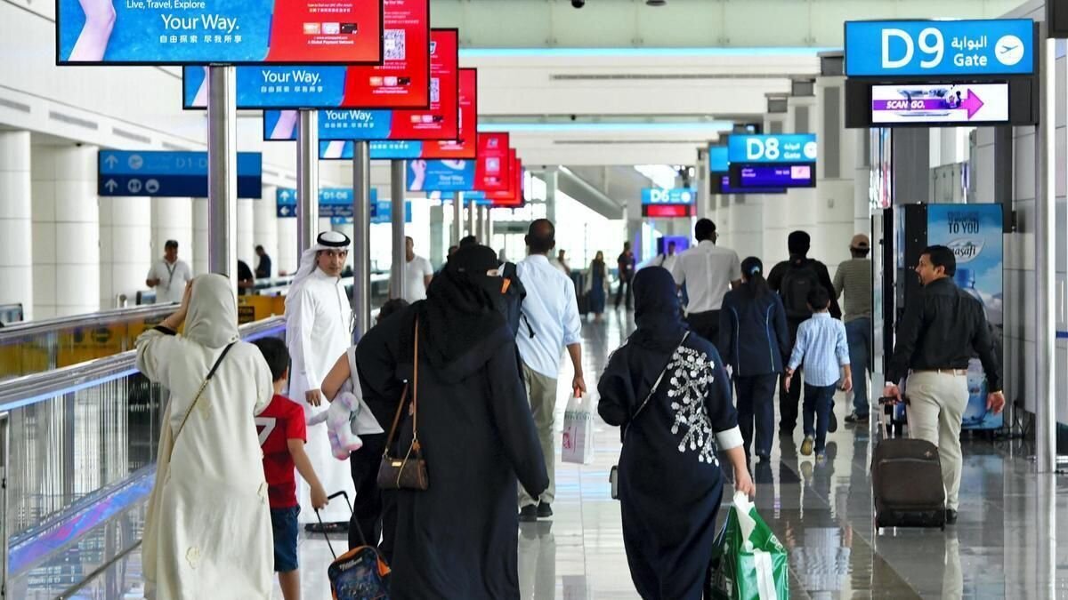 ببینید |  اختلال در فرودگاه دبی در نتیجه اختلال الکترونیکی جهانی