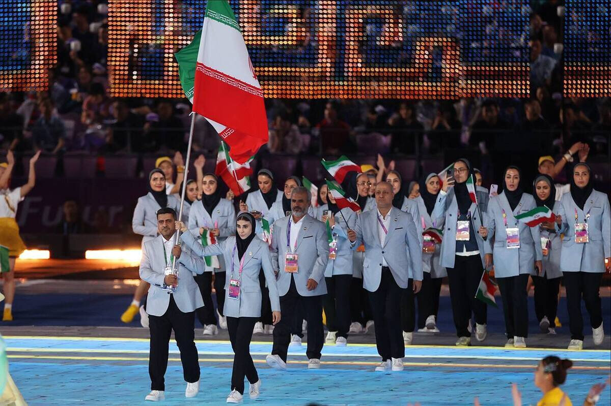 عکس | لباس‌های کاروان ایران در مراسم افتتاحیه و اهدای مدال المپیک