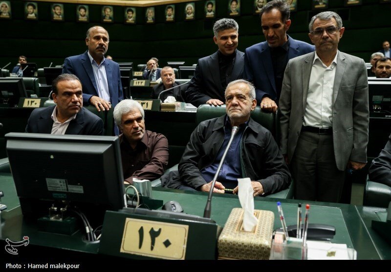 آخرین عکس مسعود پزشکیان در صندلی «شماره ۱۲۰» مجلس