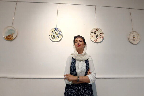 برپایی نمایشگاه آثار سفالی " نقش پرنده در نقاشی زیرلعابی" در تبریز