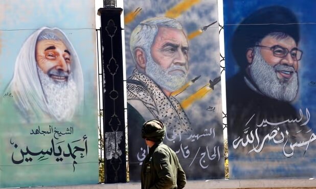 تحلیل جالب گاردین از جنگ آمریکا و یمن/ حوثیها گروهی نیستند که با بمباران محو شوند