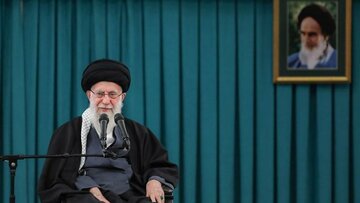 پوستر جدید وبسایت رهبری/ رژیم صهیونیستی یک دولت نیست، یک باند تروریستی است پوستر جدید وبسایت رهبری/ رژیم صهیونیستی یک دولت نیست، یک باند تروریستی است