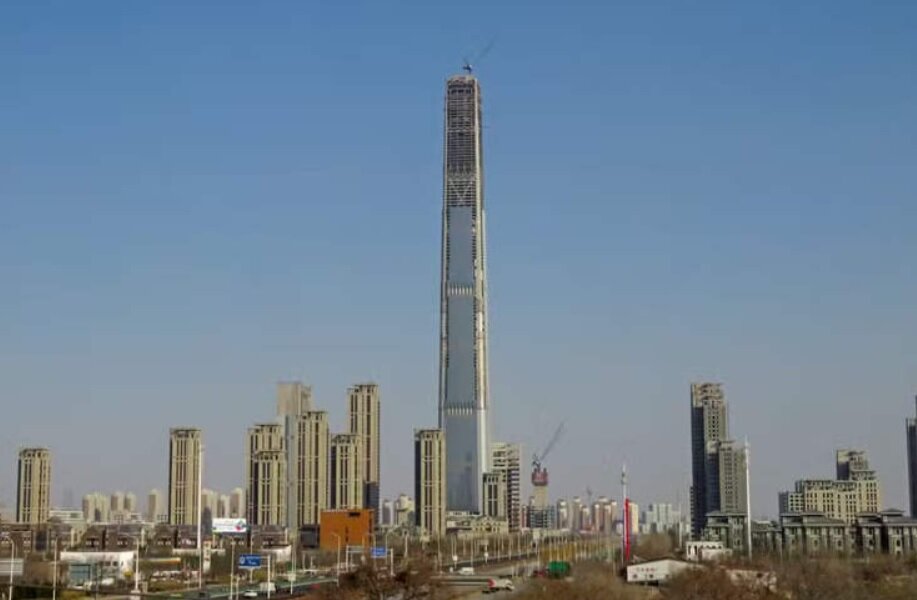 بلندترین آسمان‌خراش متروک جهان کجاست؟/ عکس