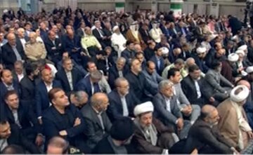عکسی از دختران سردار قاسم سلیمانی در مراسم تنفیذ حکم ریاست جمهوری پزشکیان