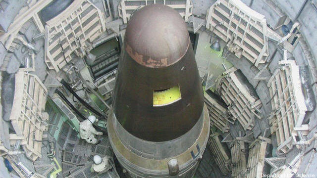 سلاح هسته‌ای که ۳۰۰ میلیارد دلار خرج روی دست آمریکا گذاشت!