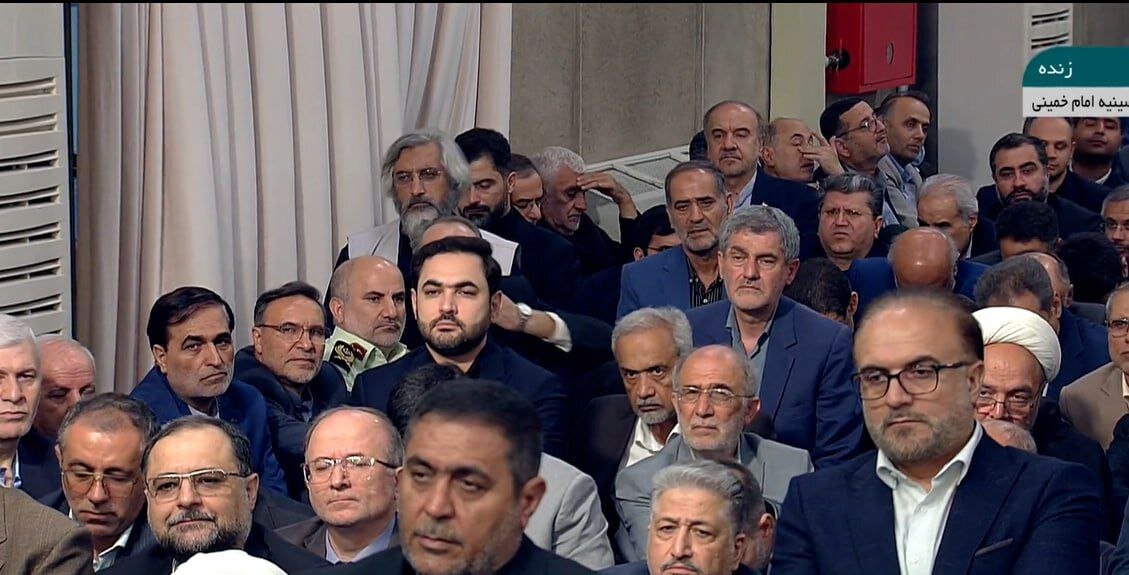 عکس | تصویری از حضور برادر سعید جلیلی در کنار فرمانده نیروی انتظامی در مراسم تنفیذ