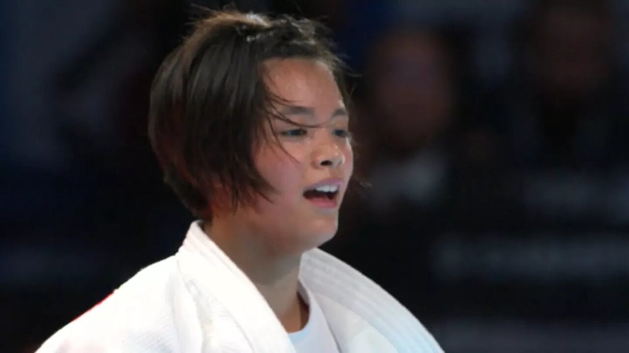 تصاویر | اشک‌های سوزناک دختر جوان و قهرمان ژاپنی پس از حذف در مرحله یک هشتم نهایی المپیک!
