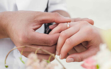 آیا خواستگاری و عقد در محرم و صفر اشکال دارد؟ آیا خواستگاری و عقد در محرم و صفر اشکال دارد؟