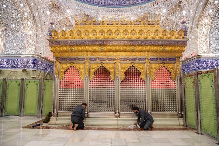 تصاویر | نماهایی خاص از شستشوی حرم حضرت عباس