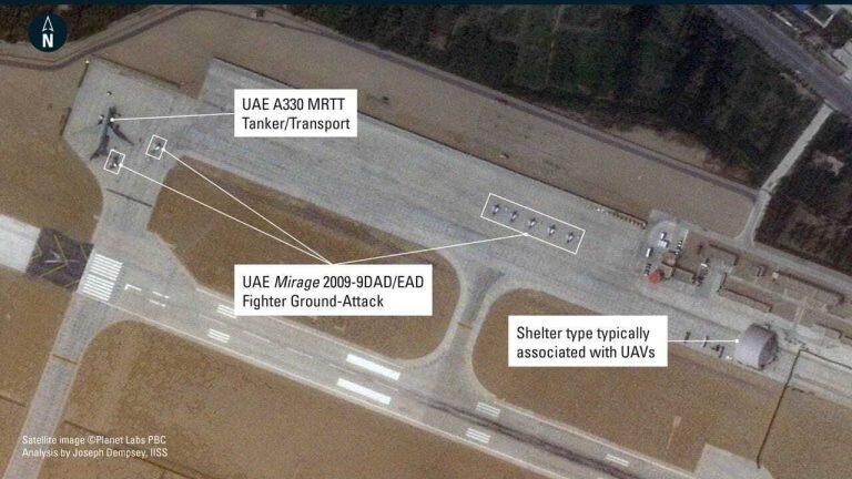 جنگنده مشهور غربی به دام چین افتاد / عکس