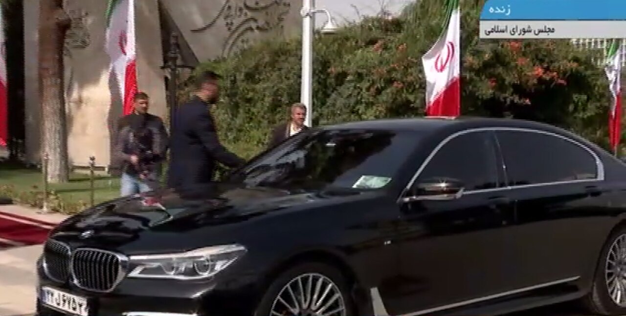 مهمانان خارجی با این خودروهای لوکس وارد مجلس شدند+ تصاویر