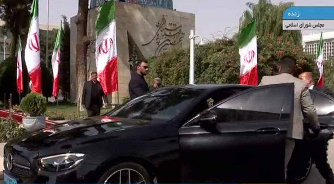 مهمانان خارجی با این خودروهای لوکس وارد مجلس شدند+ تصاویر