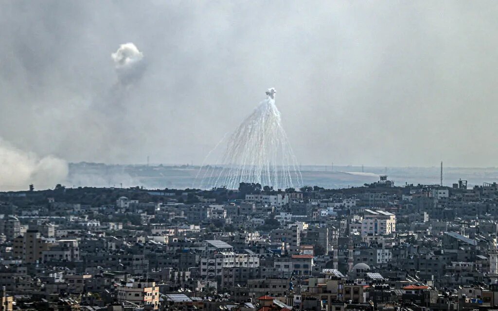 ببینید | اولین تصاویر از حمله اسرائیل به شهرک الخیام با گلوله‌های فسفری