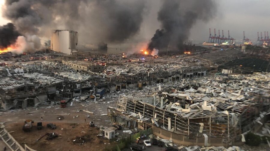 ببینید | تصاویر تازه از وحشت ساکنان جنوب بیروت از انفجار