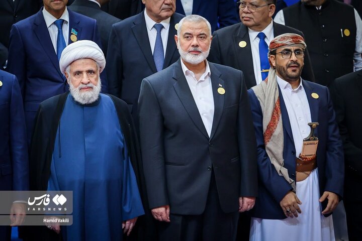 قاب‌هایی از حضور شهید هنیه در مراسم تحلیف