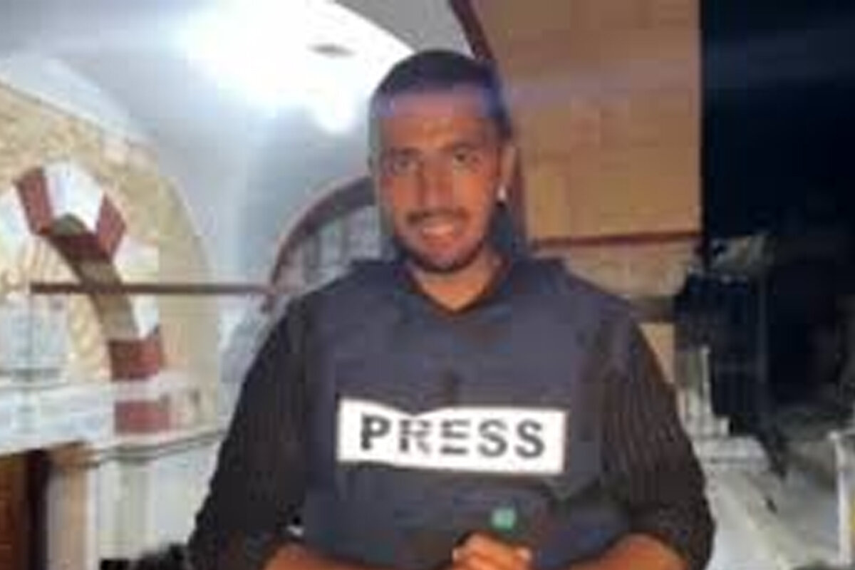ببینید | لحظه تلخ‌ اعلام شهادت اسماعیل الغول و تصویربردار همراهش در شبکه الجزیره