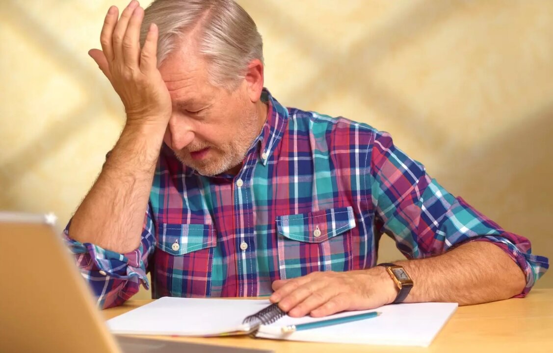 علایم اختلال کمتوجهی-بیشفعالی در بزرگسالان