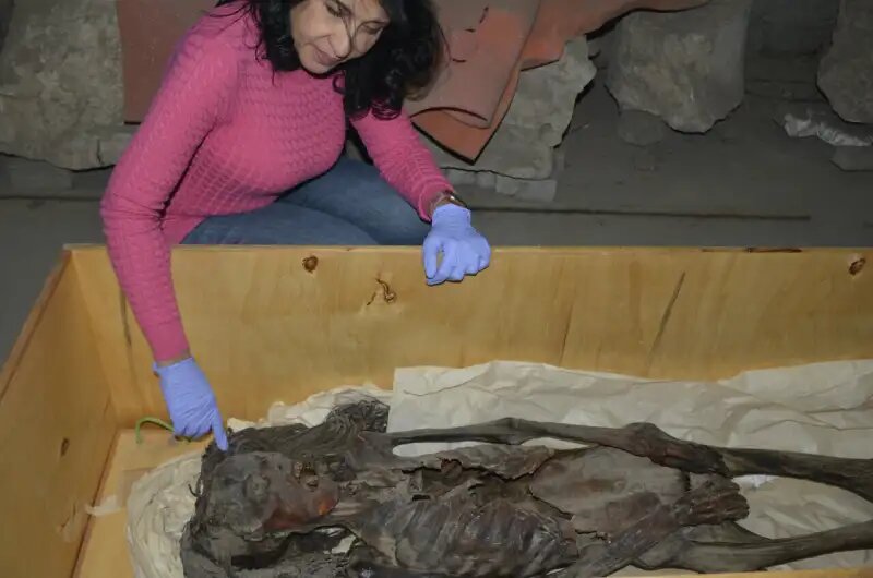 جنازهای که جیغ میکشد/ چه بلایی بر سر این زن آمده است؟