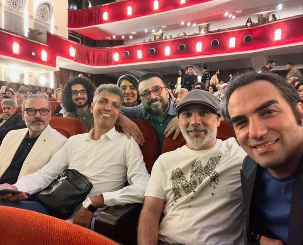 عکس | سلفی رضا یزدانی با عادل فردوسیپور و چند بازیگر در هتل لوکس تهران!