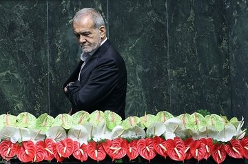 اختلاف پزشکیان و سپاه پاسداران در موضوع انتقام از اسرائیل تکذیب شد +جزئیات اختلاف پزشکیان و سپاه پاسداران در موضوع انتقام از اسرائیل تکذیب شد +جزئیات