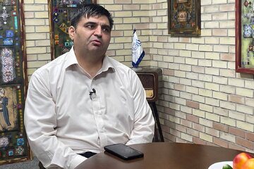 صحبتهای حسین رضازاده درباره حمله به ایران و شهادت رهبر انقلاب صحبتهای حسین رضازاده درباره حمله به ایران و شهادت رهبر انقلاب
