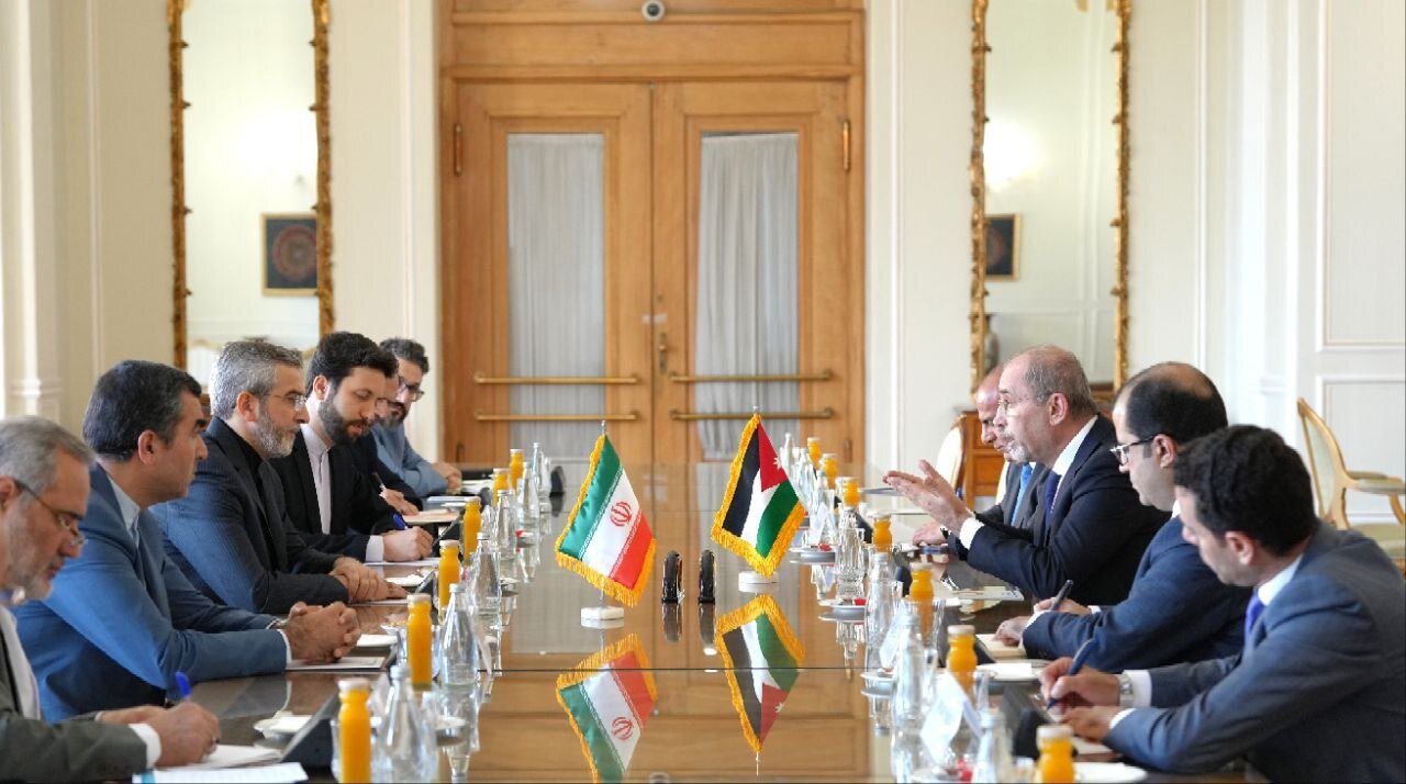 آشنایی با وزیرخارجهای که در اوج تنشها به تهران آمد/ ایمن الصفدی کیست؟