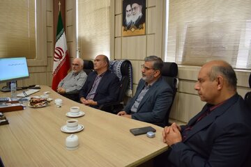 نشست آینده پژوهی در شهرک صنعتی جهان آباد میبد