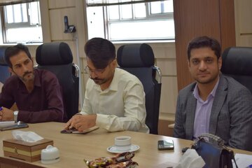 نشست آینده پژوهی در شهرک صنعتی جهان آباد میبد