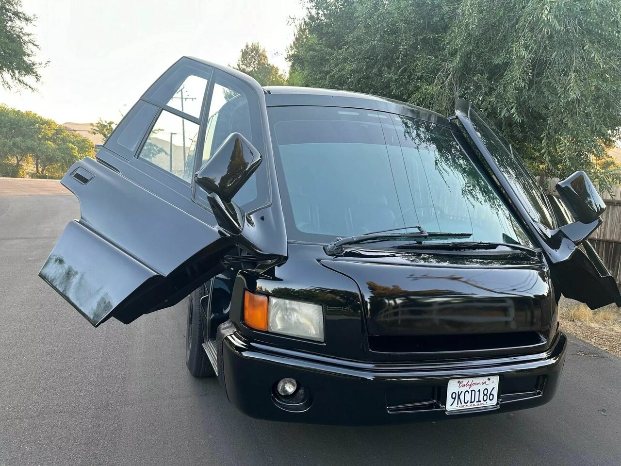 با پول ساینا صاحب یک کاروان غولپیکر شوید! /عکس