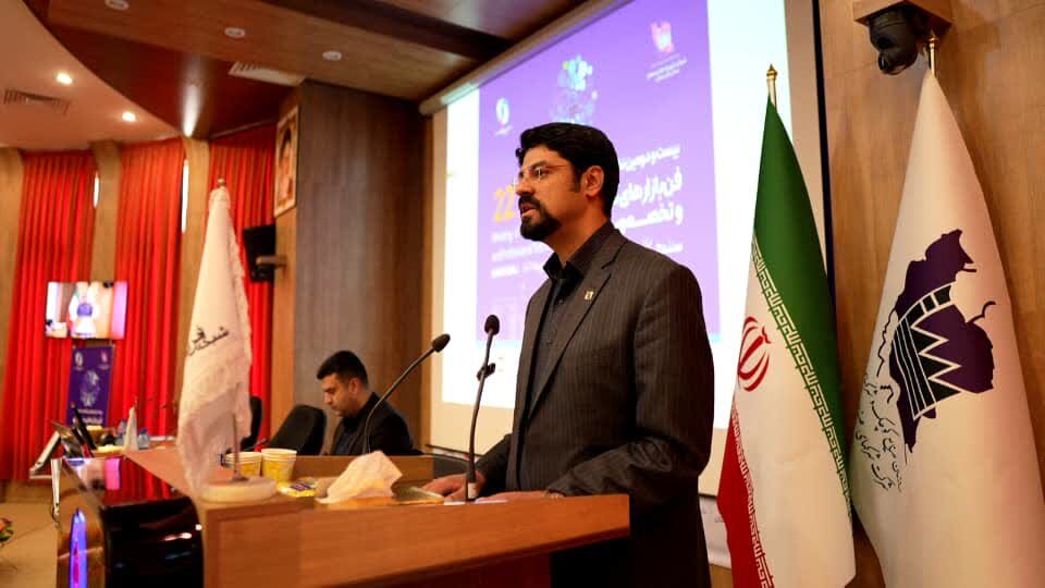 فنبازارهای کشور درسنندج گرد هم آمدند