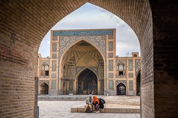 عکس | مسجدی در اصفهان که یک پزشک ساخته است