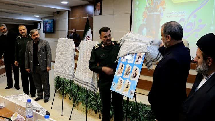 رونمایی از کتاب «حرفی برای گفتن ندارم» و تجلیل از دختران ۲ شهید مدافع حرم در سمنان