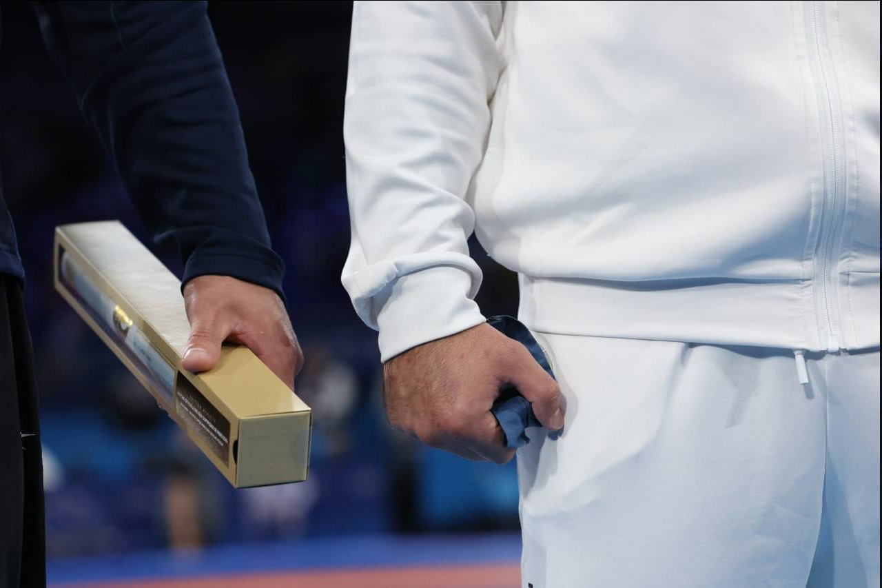 عکس| زارع فقط طلا میخواست!/ نقره در مشت امیر حسین