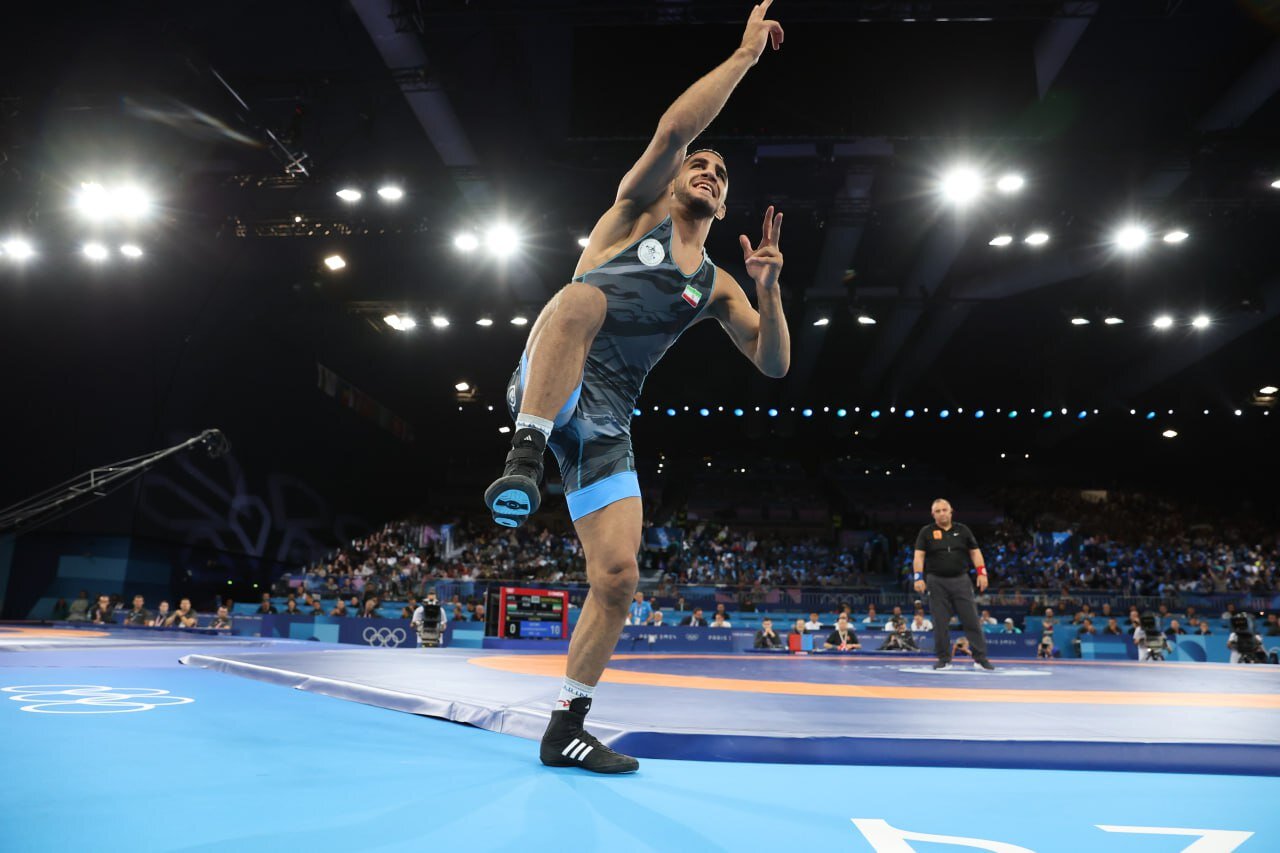 جهان با من برقص!