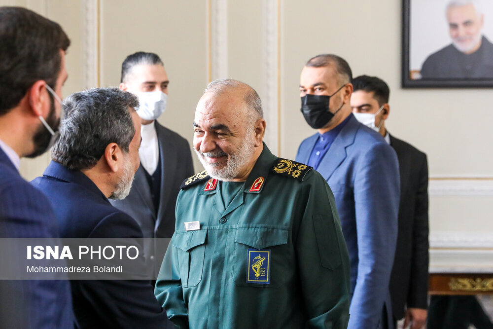 نظر عباس عراقچی درباره قدرت موشکی، میدان و دیپلماسی/ دیپلمات باسابقه درباره ورود آمریکا به مذاکرات با ایران چه میگوید؟