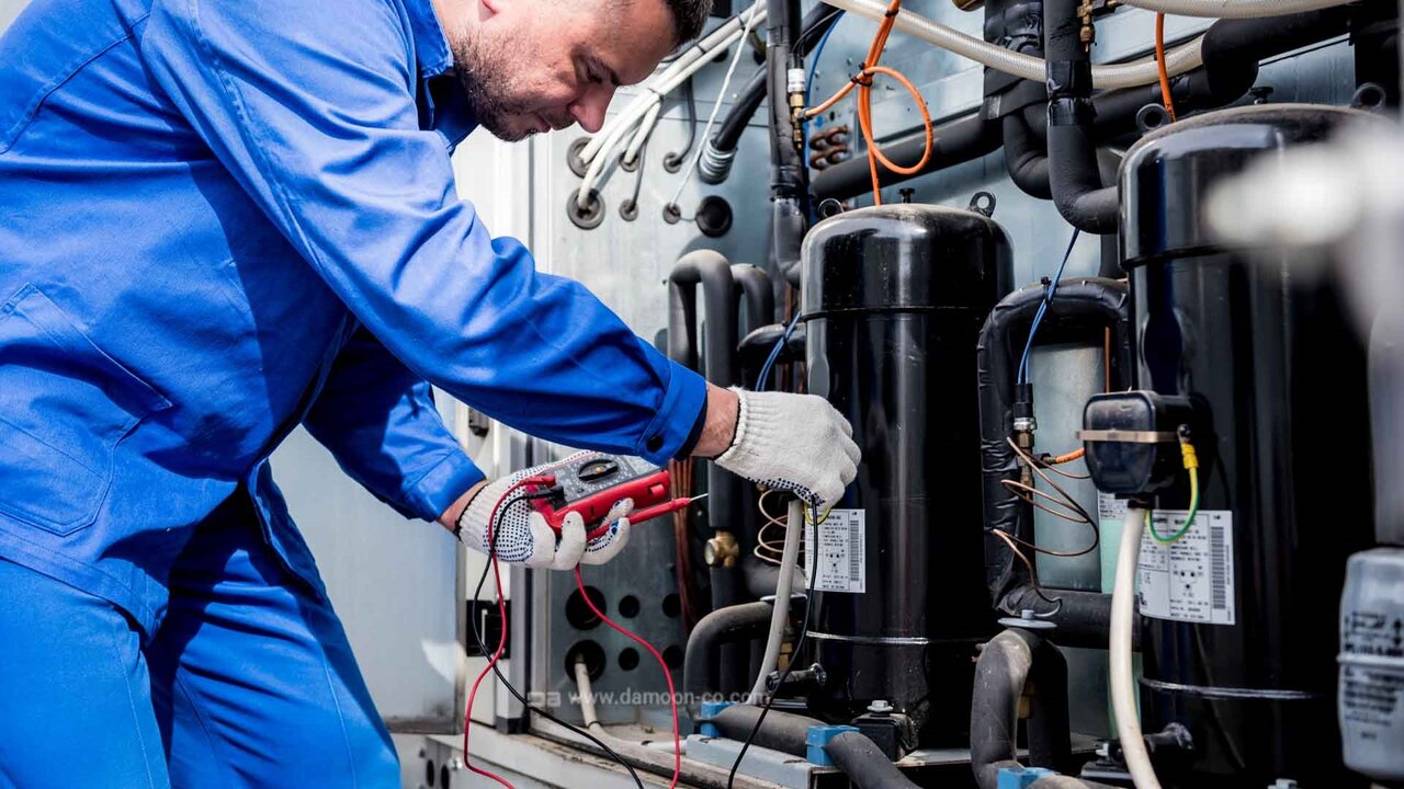 نگهداری و تعمیرات پیشگیرانه در سردخانههای صنعتی: چطور موجب کاهش هزینهها میشود؟