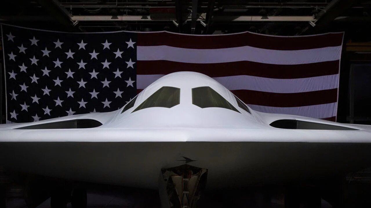 آمریکا چین را گیج کرد / پیشرفتهترین بمبافکن دنیا به استرالیا میرسد؟ /عکس