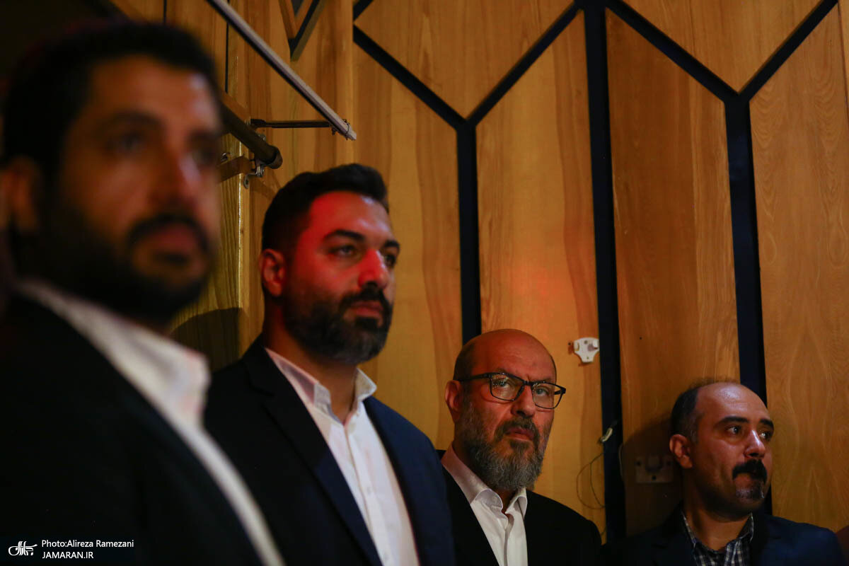 سردار دهقان و سردار علایی در مراسم سالگرد چهره محبوب نازی آباد