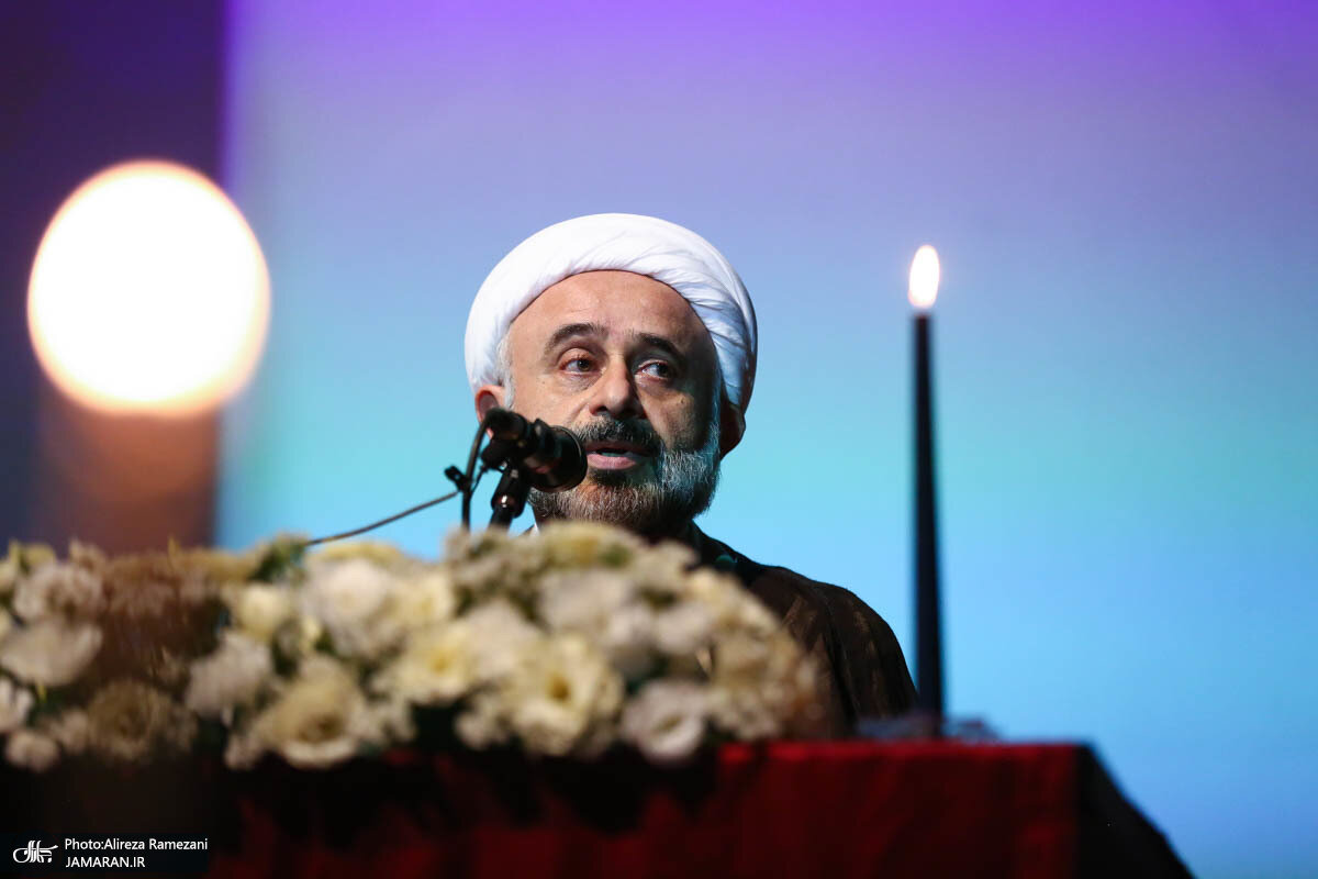 سردار دهقان و سردار علایی در مراسم سالگرد چهره محبوب نازی آباد